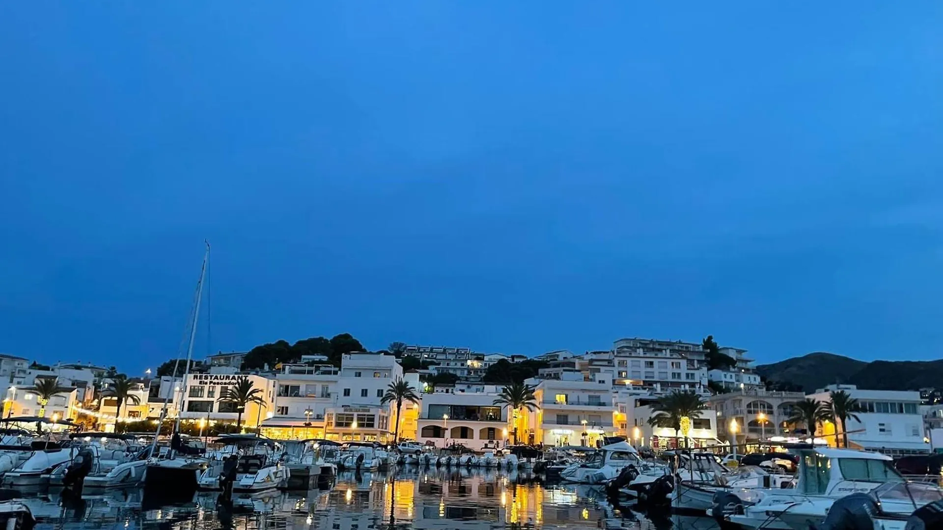El Valles Apartment Sea View Llança 0*,  Ισπανία